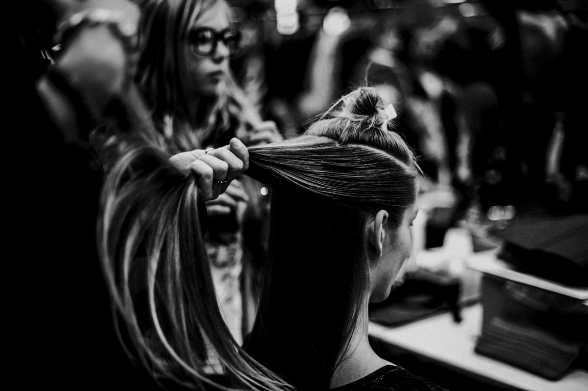 Behind the catwalks Behind the catwalks - Sébastien Gras