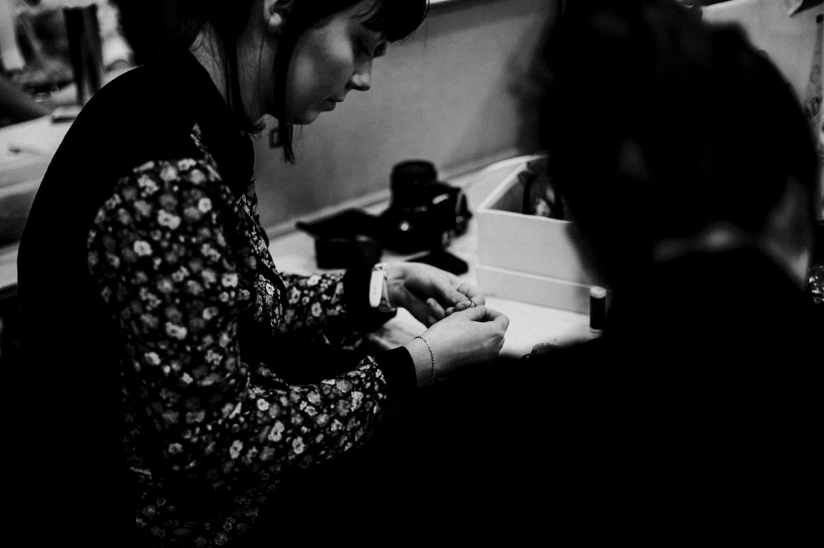 Behind the catwalks Behind the catwalks - Sébastien Gras