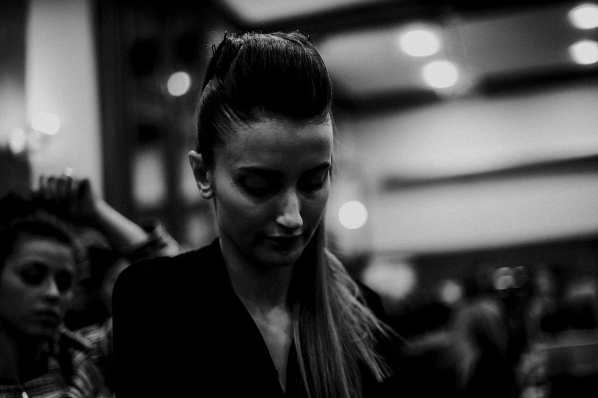 Behind the catwalks Behind the catwalks - Sébastien Gras