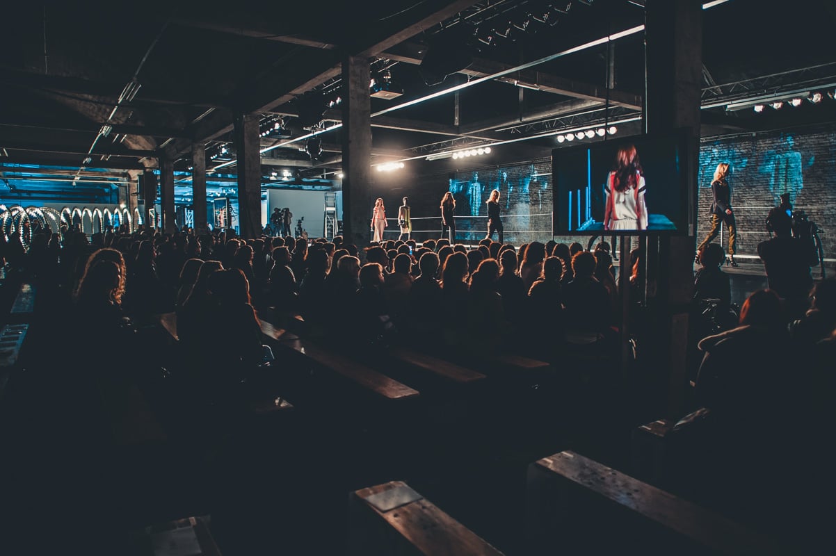 Behind the catwalks - Sébastien Gras