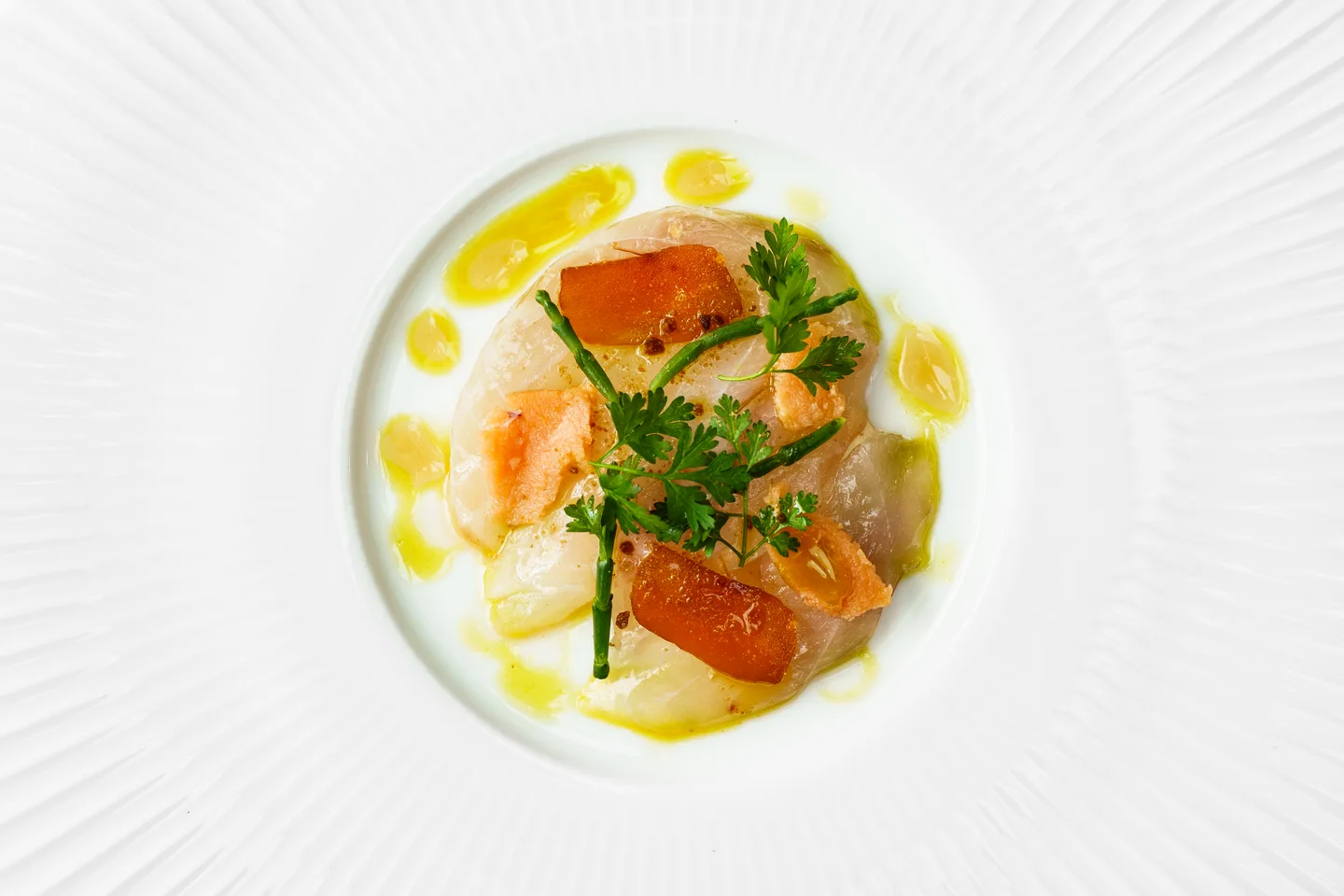 Photographie d’une assiette gastronomique.