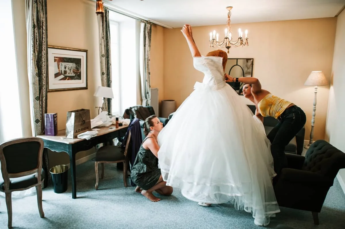 Les préparatifs de la mariée.